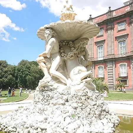 Sky-terrace In Station, 3 Bedrooms Appartement Napels