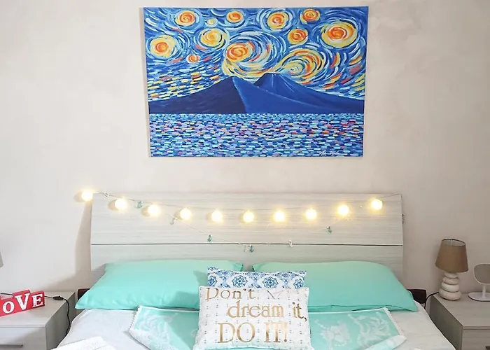 Sky-terrace In Station, 3 Bedrooms * Νάπολη