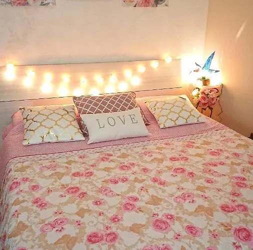 Διαμέρισμα Sky-terrace In Station, 3 Bedrooms Νάπολη