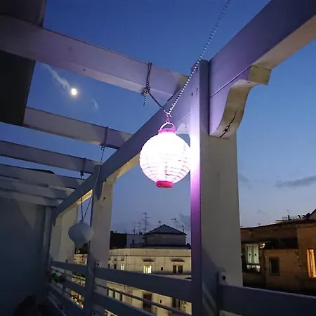 Sky-terrace In Station, 3 Bedrooms Apartment Naples
